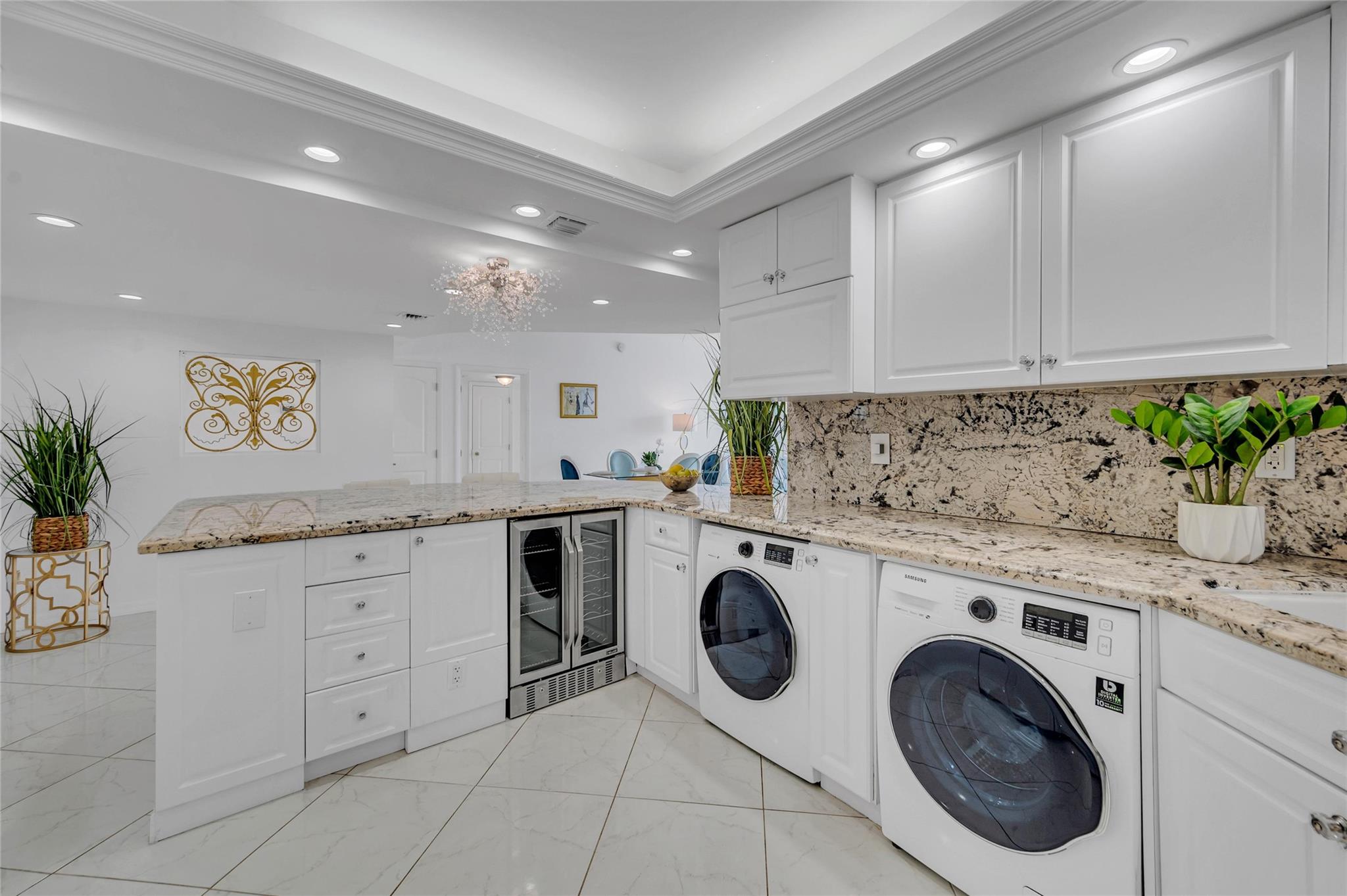 Ocean Club Condo - Residential Lease