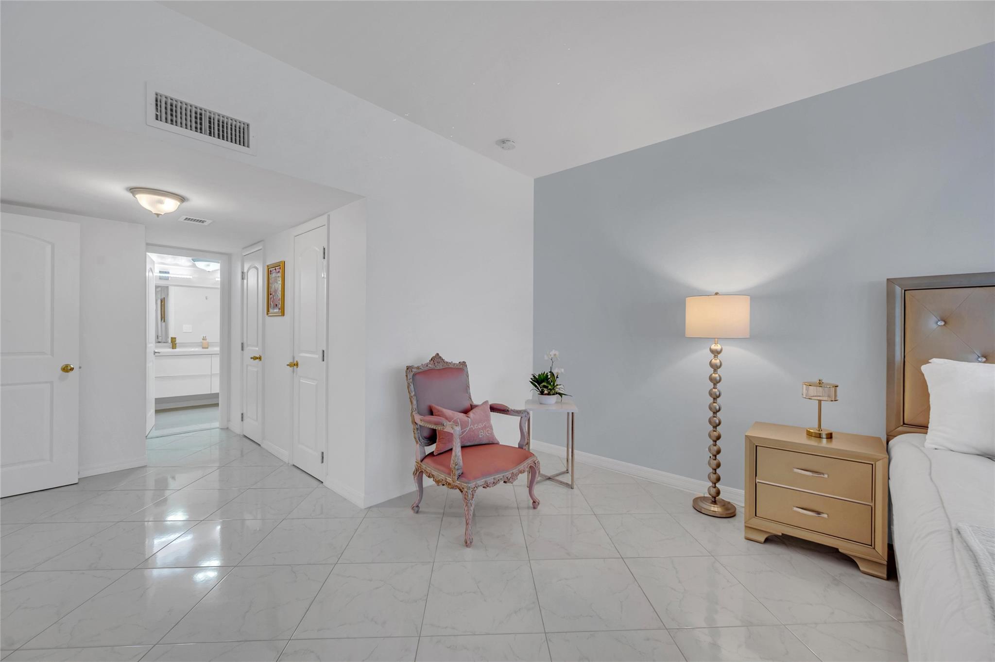 Ocean Club Condo - Residential Lease