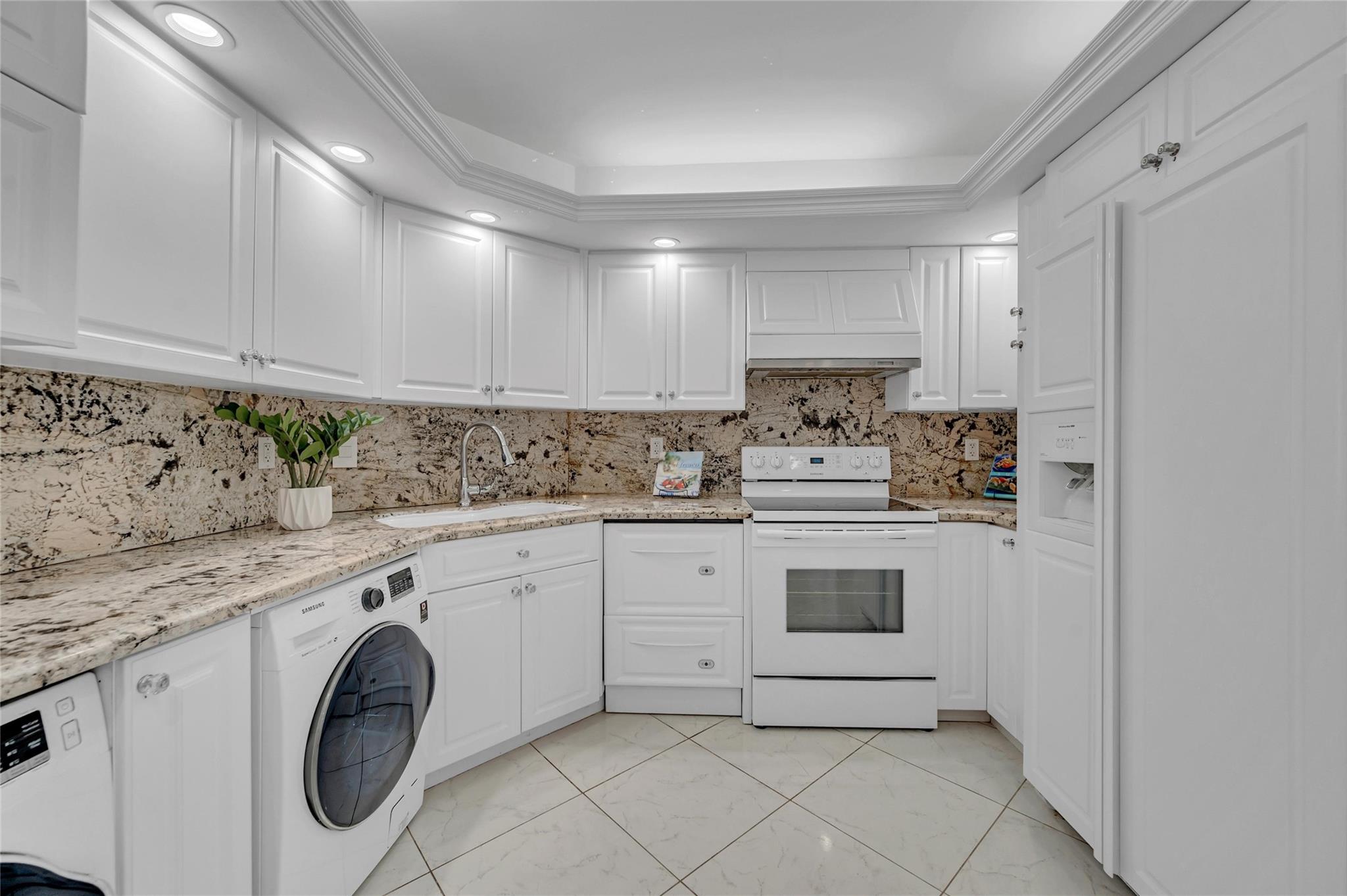 Ocean Club Condo - Residential Lease