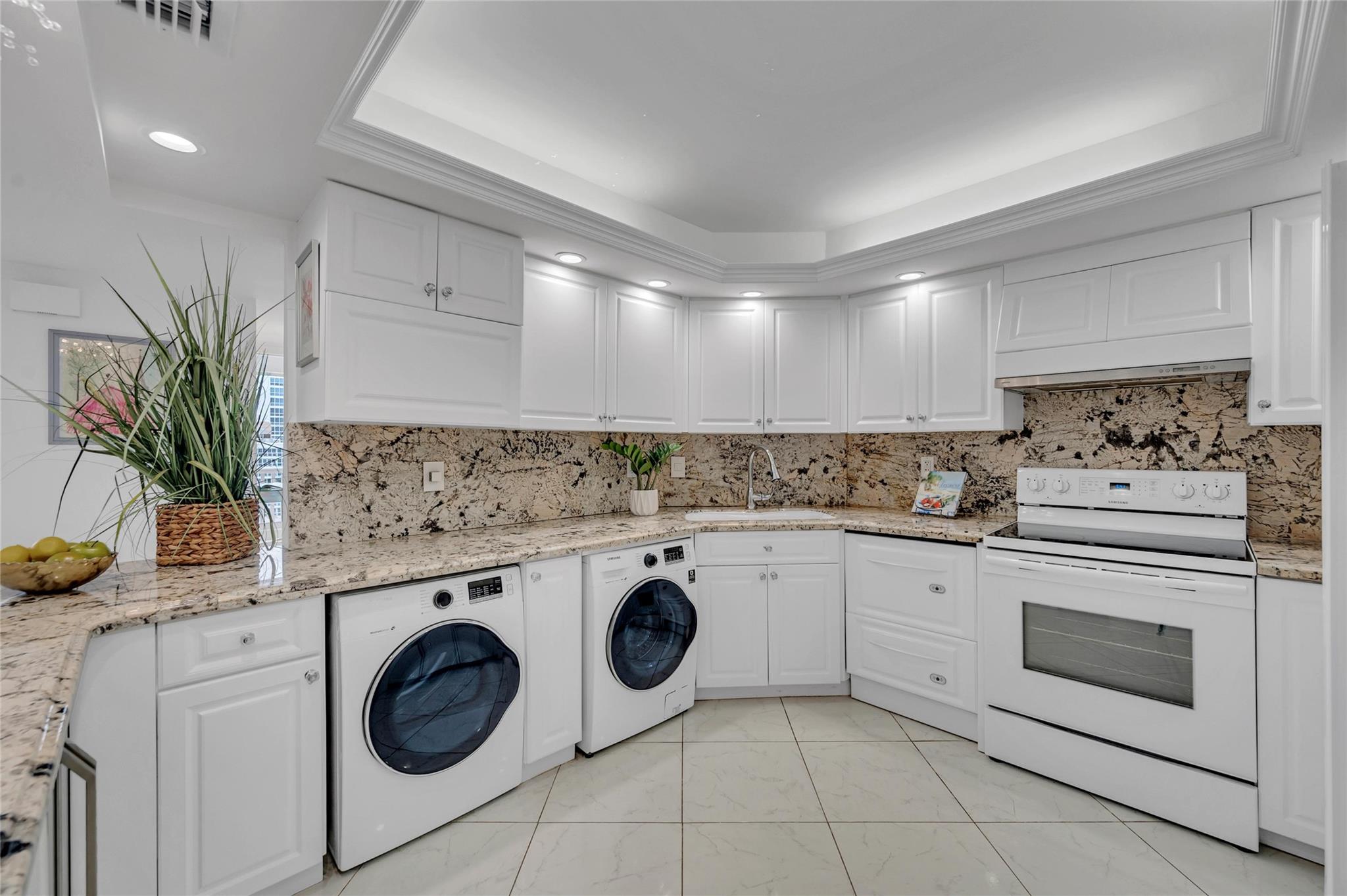 Ocean Club Condo - Residential Lease