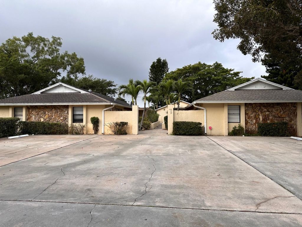 Photo of 1135 White Pine Drive, Wellington, FL 33414 (MLS # R10953227)