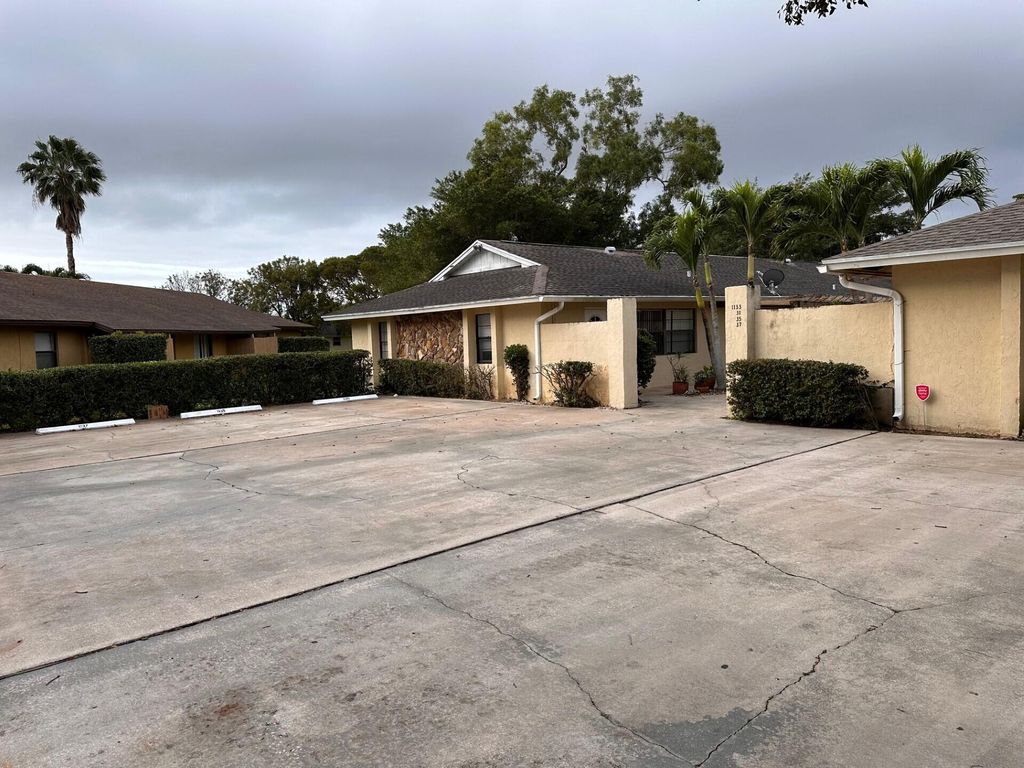Photo of 1135 White Pine Drive, Wellington, FL 33414 (MLS # R10953227)