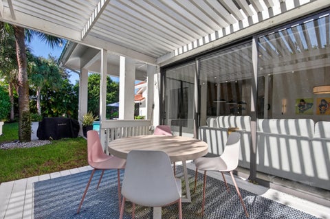 Tiny photo for 332 Palm Boulevard, Weston, FL 33326 (MLS # B26091157)