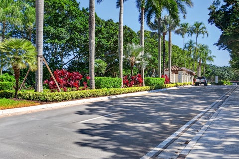 Tiny photo for 332 Palm Boulevard, Weston, FL 33326 (MLS # B26091157)