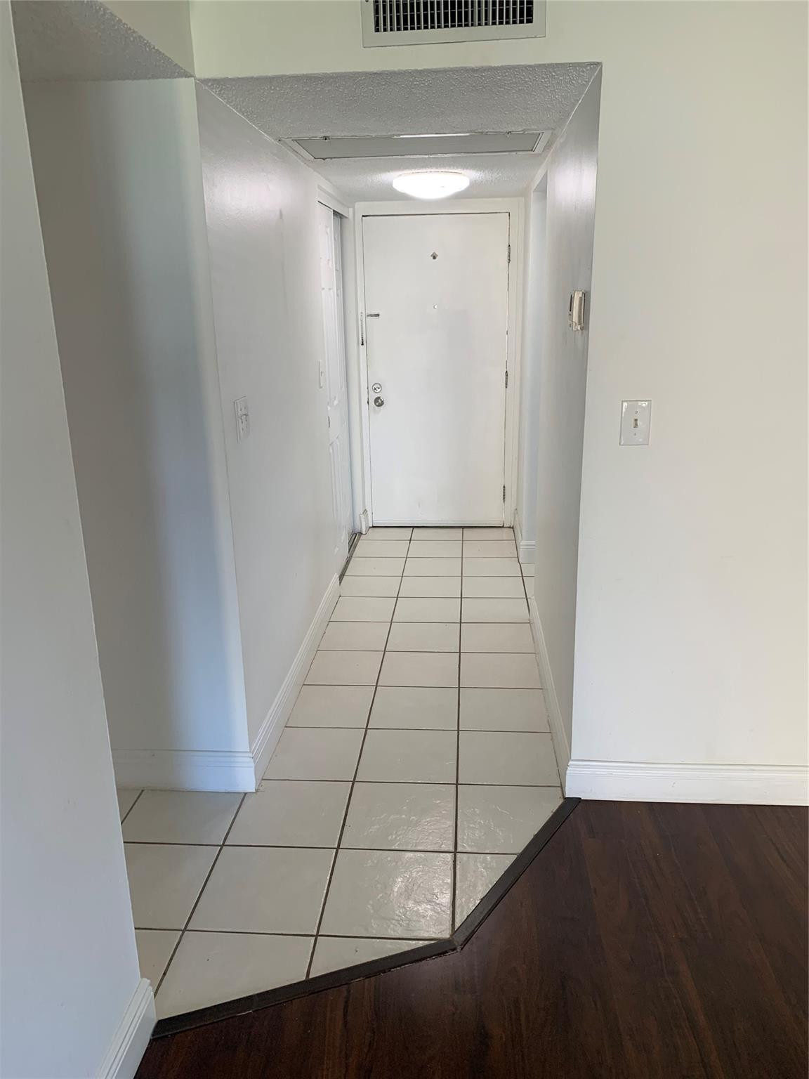 ISLE OF SANDALFOOT CONDO - Residential
