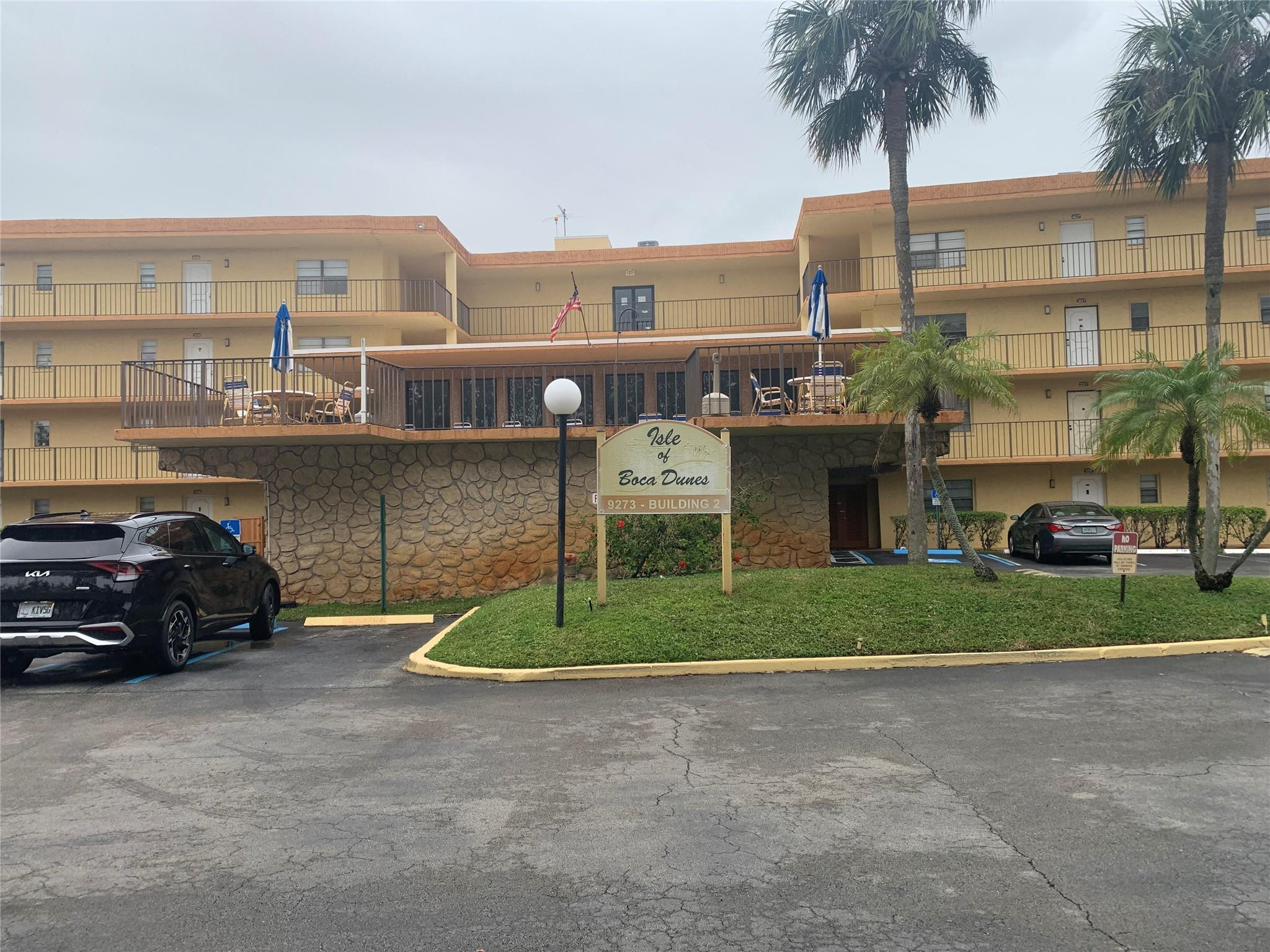 ISLE OF SANDALFOOT CONDO - Residential
