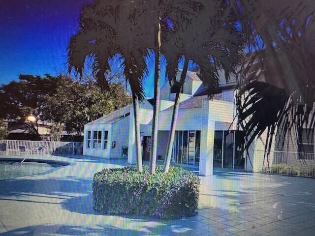 SUMMER LAKE - Residential Lease