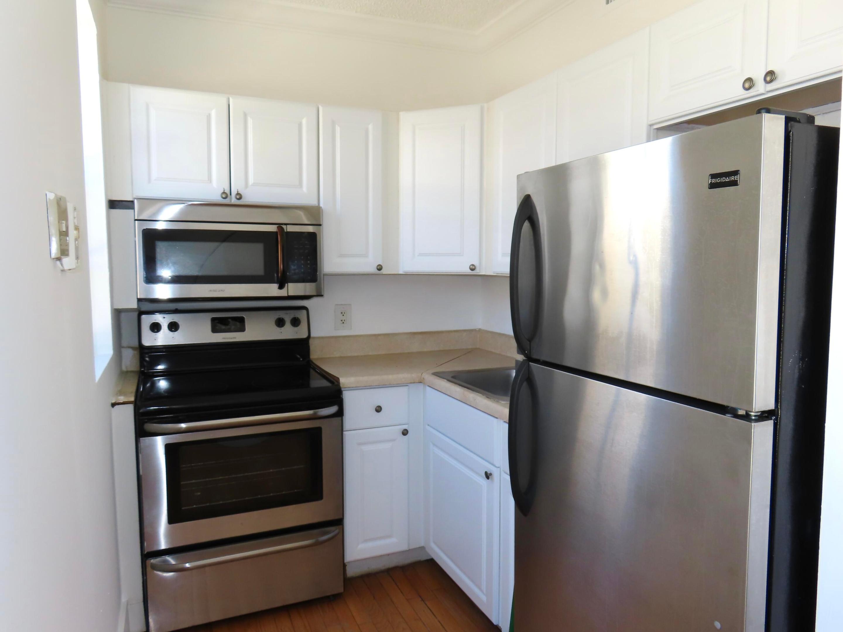 THE ST GEORGE CONDO - Residential Lease