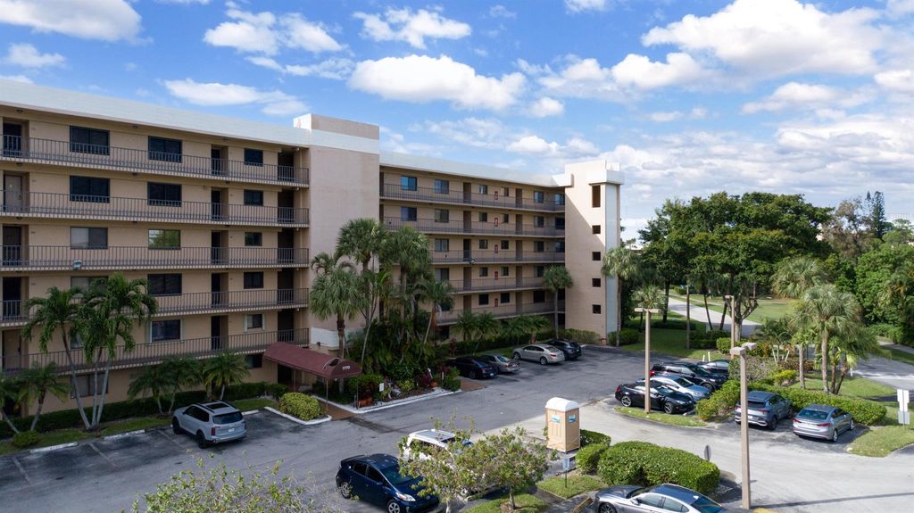 Photo of 7770 Tahiti Lane #408, Lake Worth, FL 33467 (MLS # R11093877)