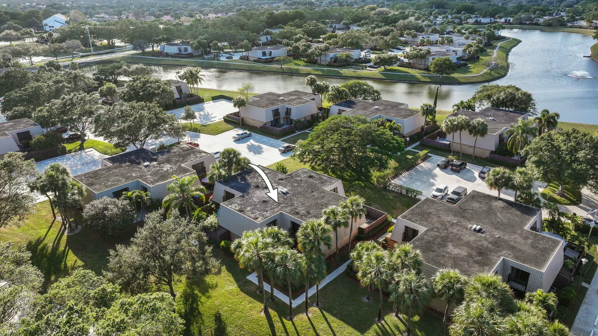 VILLAGE OF SANDALWOOD LAKES SOUTH - Residential