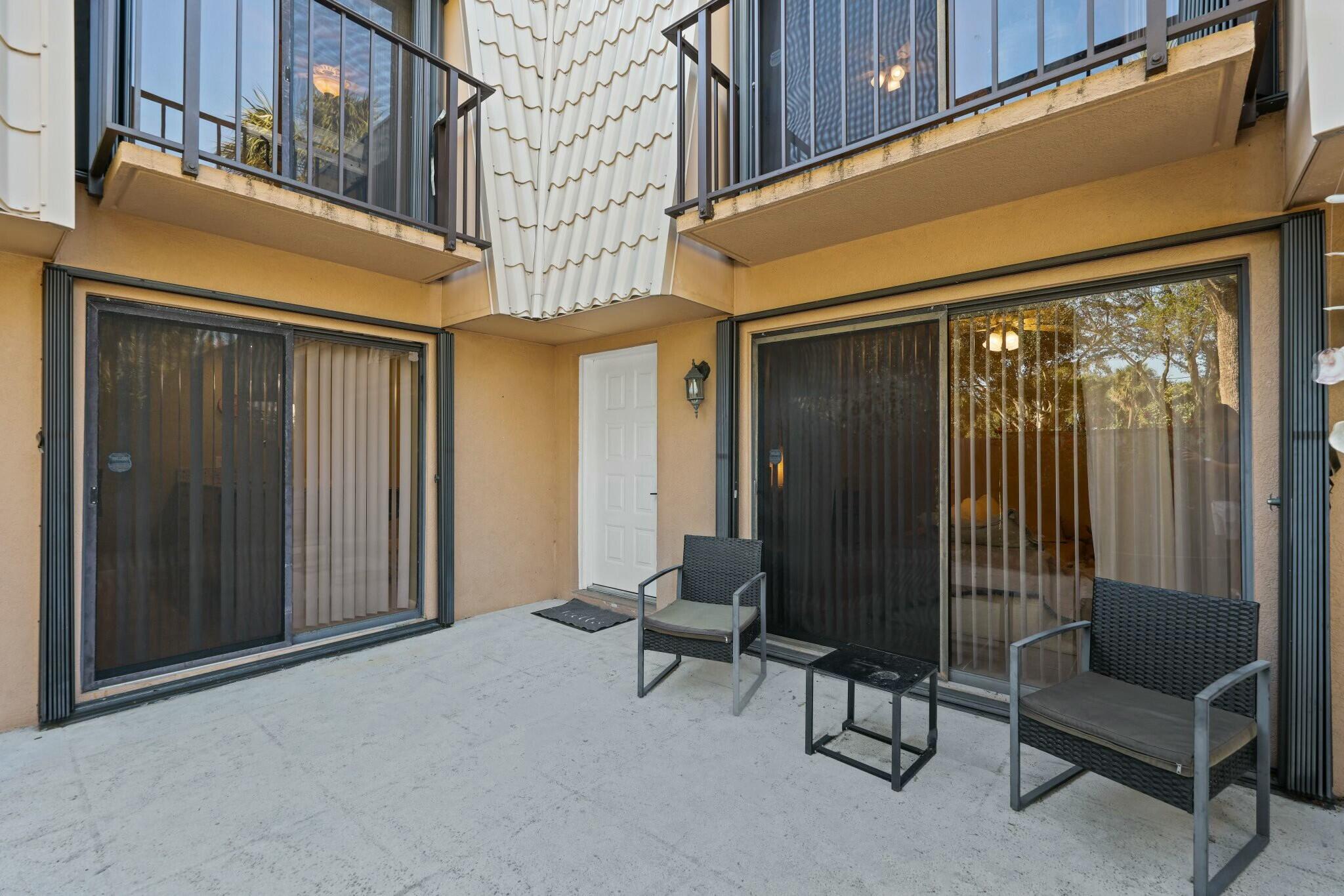 VILLAGE OF SANDALWOOD LAKES SOUTH - Residential