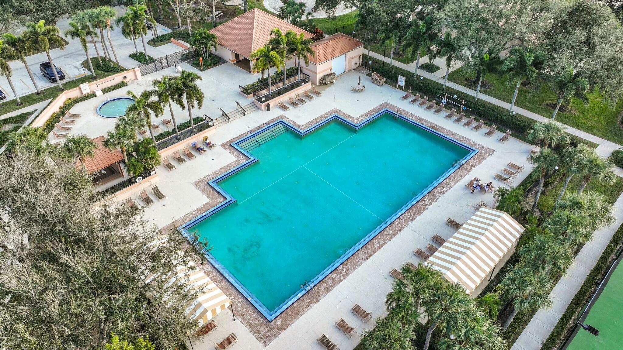 VILLAGE OF SANDALWOOD LAKES SOUTH - Residential