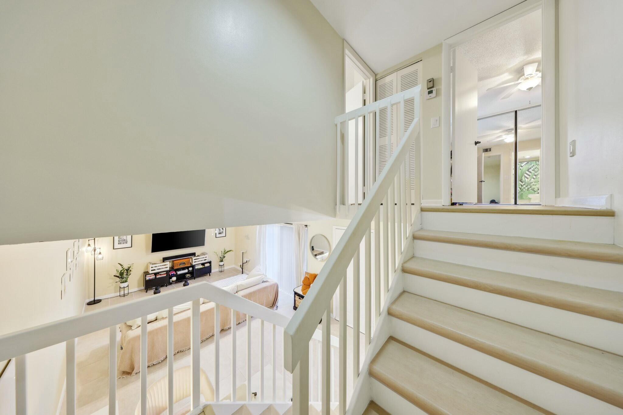 VILLAGE OF SANDALWOOD LAKES SOUTH - Residential