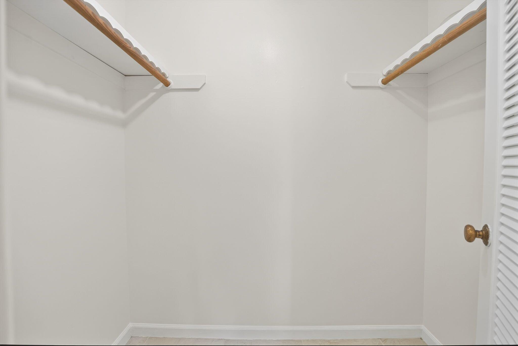 OCEAN PARKS CONDO - Residential Lease