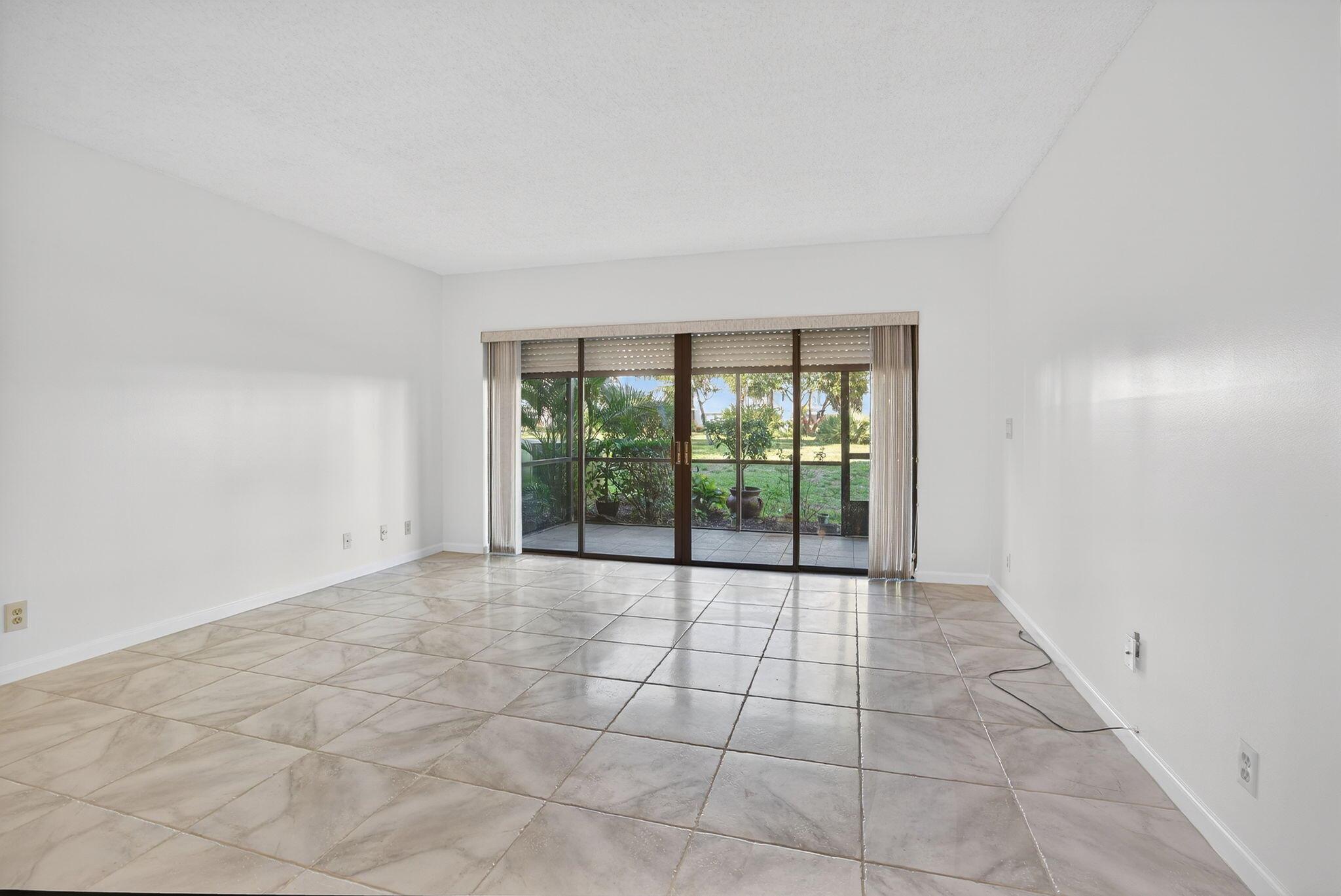 OCEAN PARKS CONDO - Residential Lease