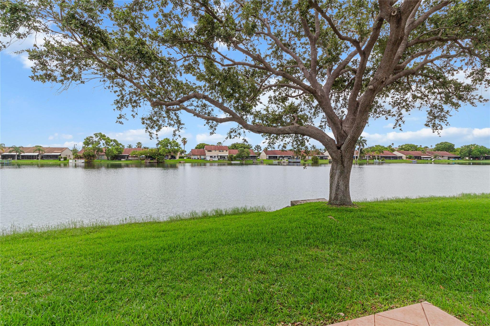 Twin Lakes Gardens 102-33 - Residential Lease