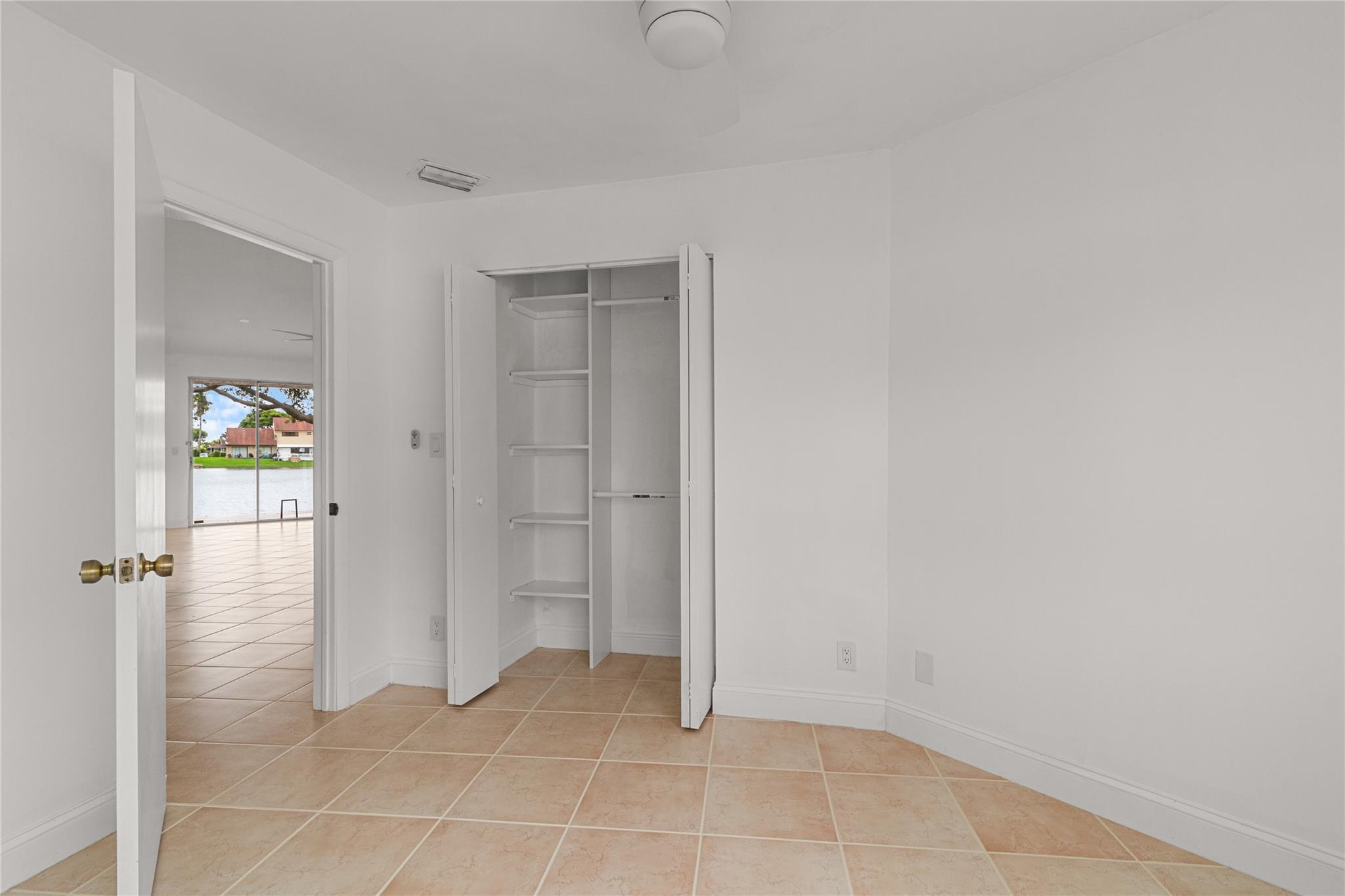 Twin Lakes Gardens 102-33 - Residential Lease