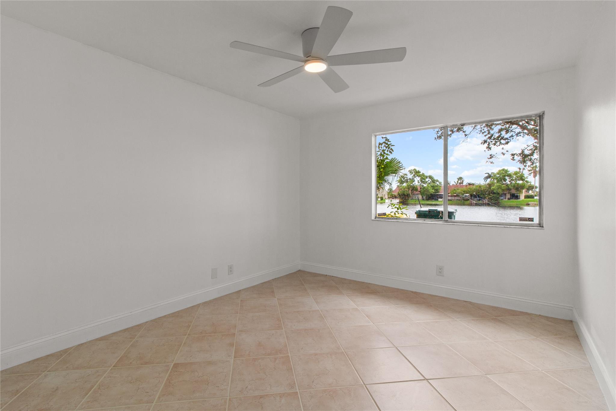 Twin Lakes Gardens 102-33 - Residential Lease