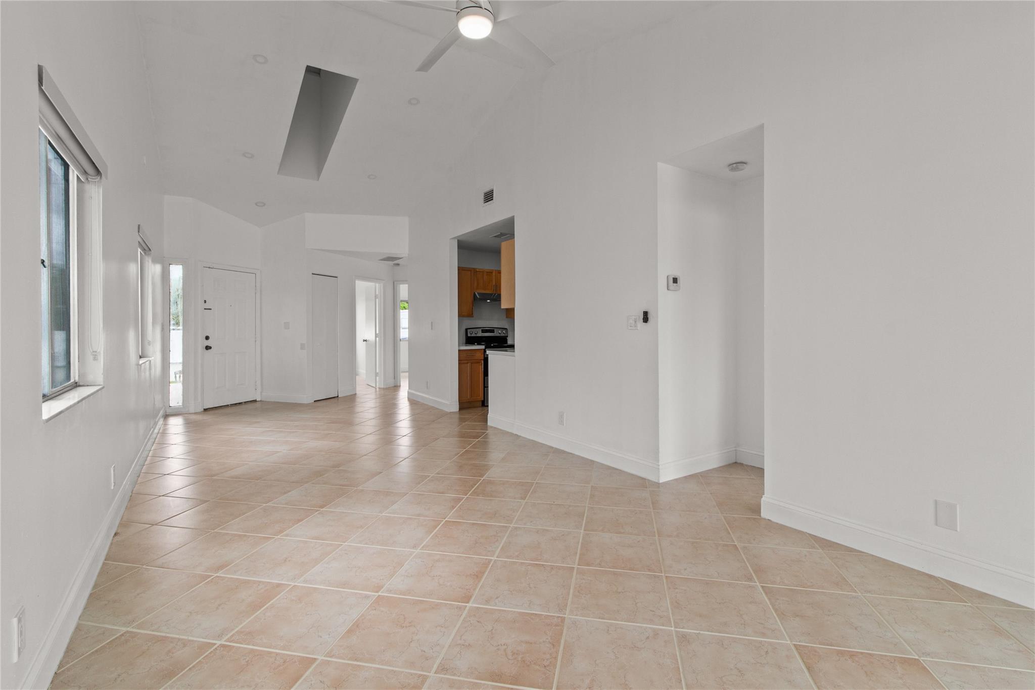 Twin Lakes Gardens 102-33 - Residential Lease