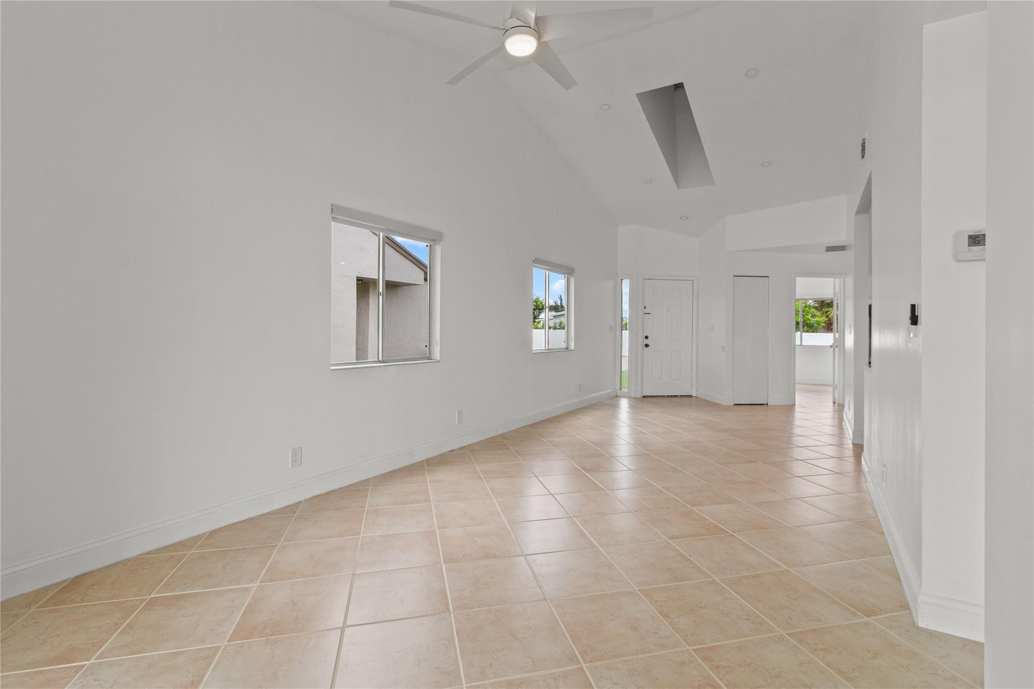 Twin Lakes Gardens 102-33 - Residential Lease