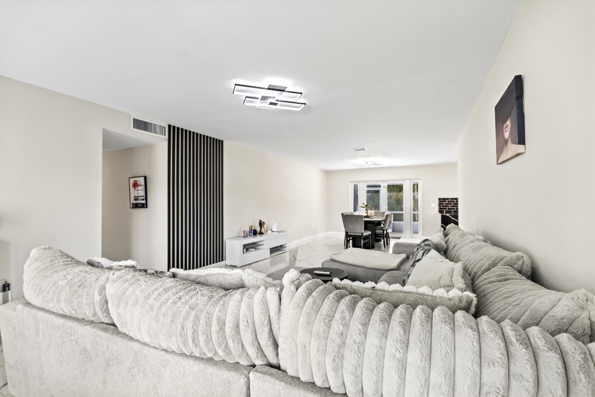 PALM-AIRE VILLAGE 2 SEC A - Residential