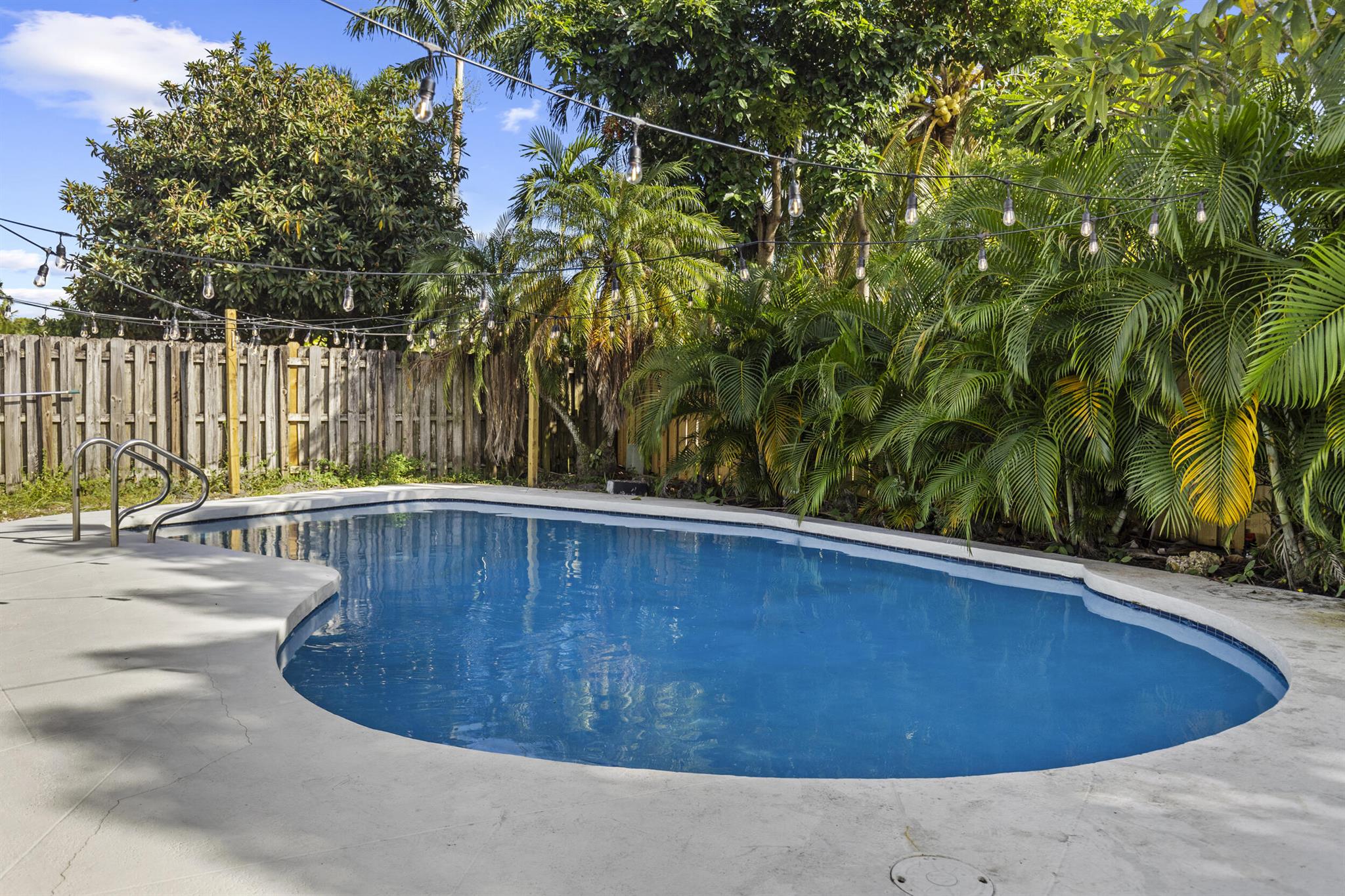 PALM-AIRE VILLAGE 2 SEC A - Residential