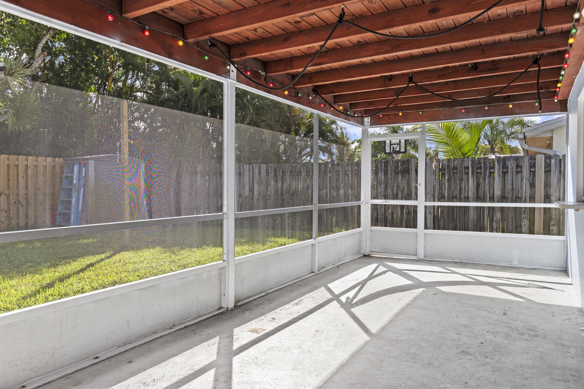 PALM-AIRE VILLAGE 2 SEC A - Residential