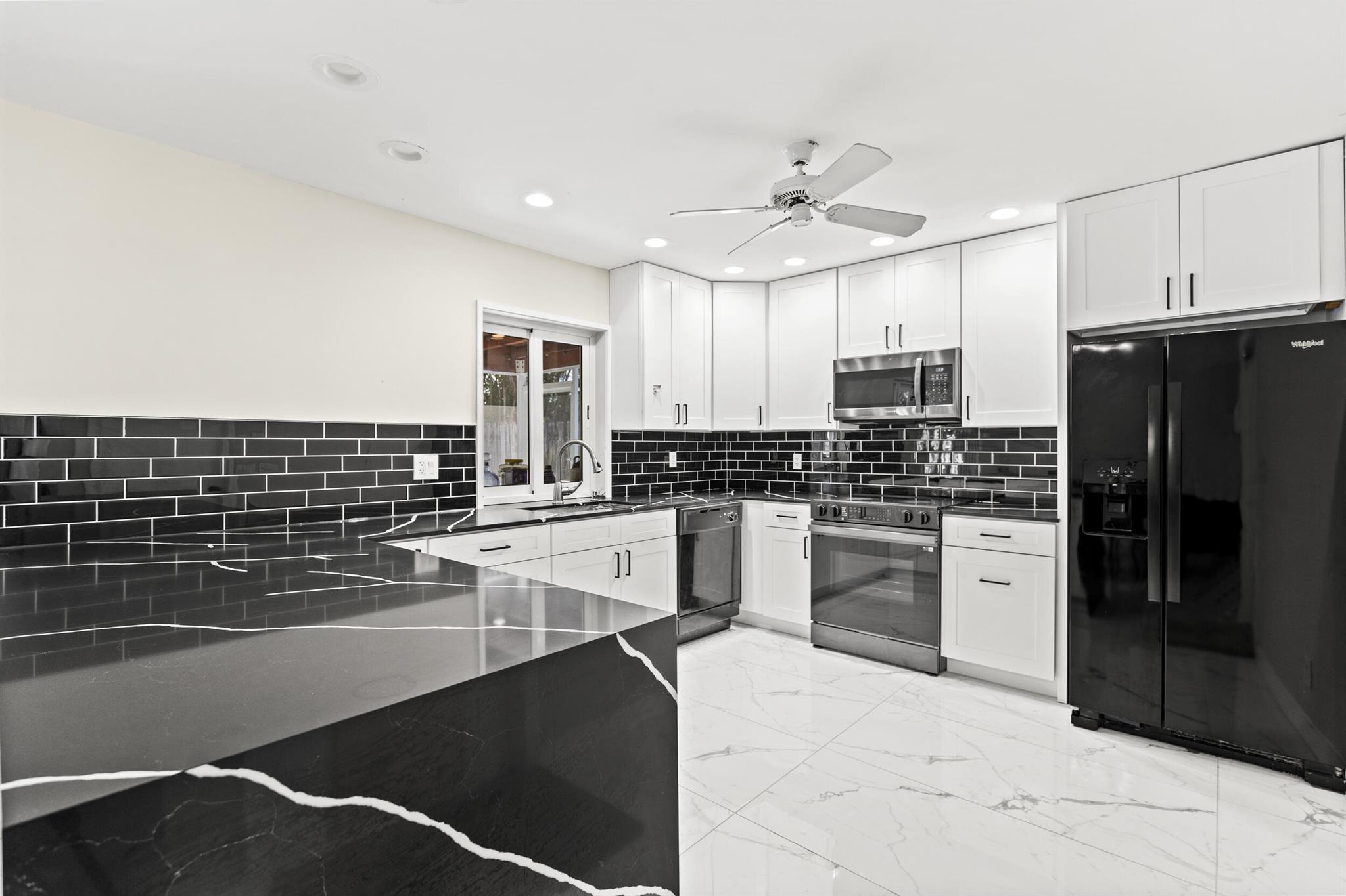 PALM-AIRE VILLAGE 2 SEC A - Residential