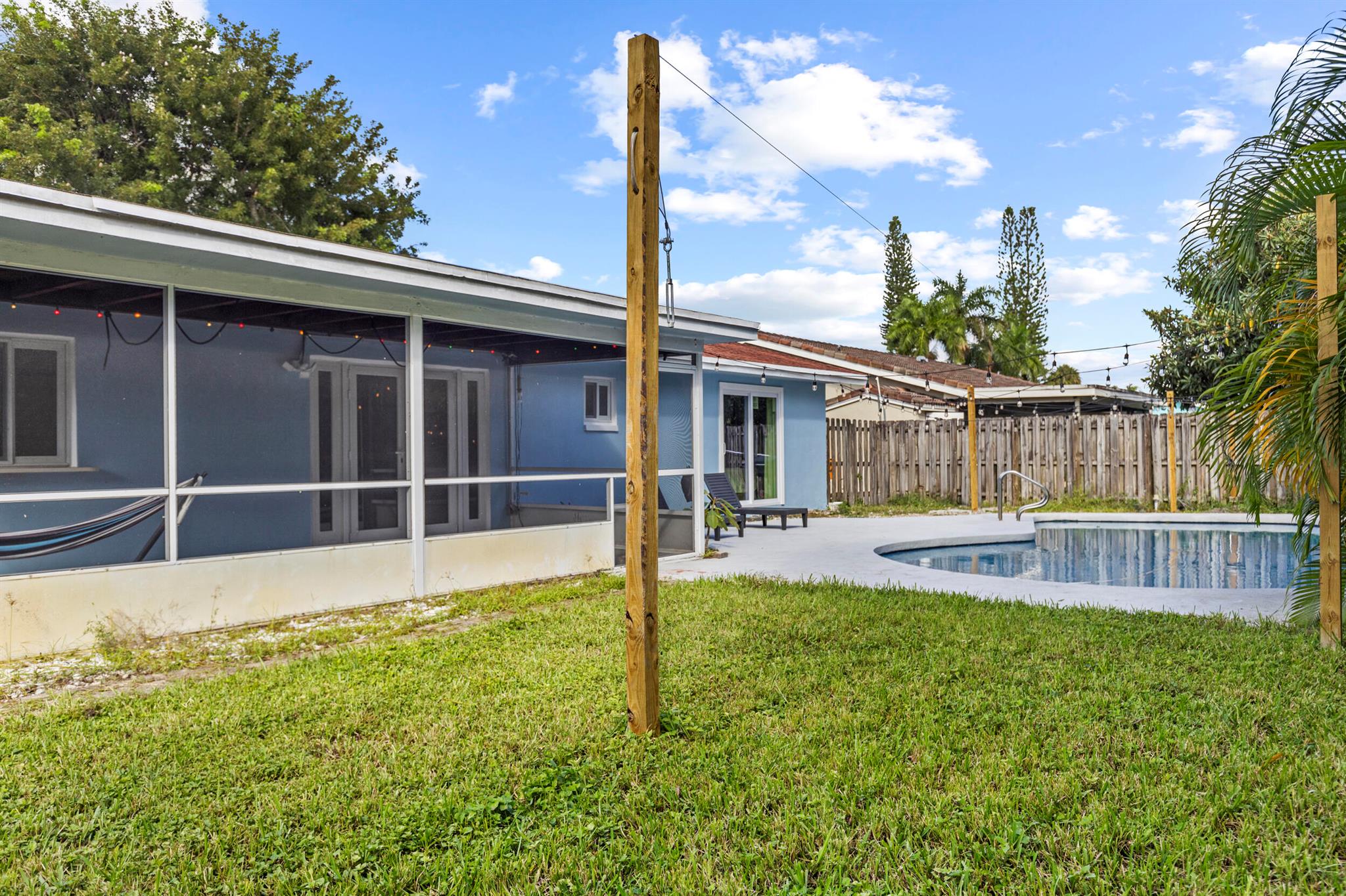 PALM-AIRE VILLAGE 2 SEC A - Residential