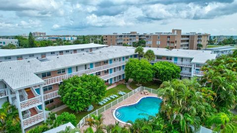 A home in Lauderdale By The Sea