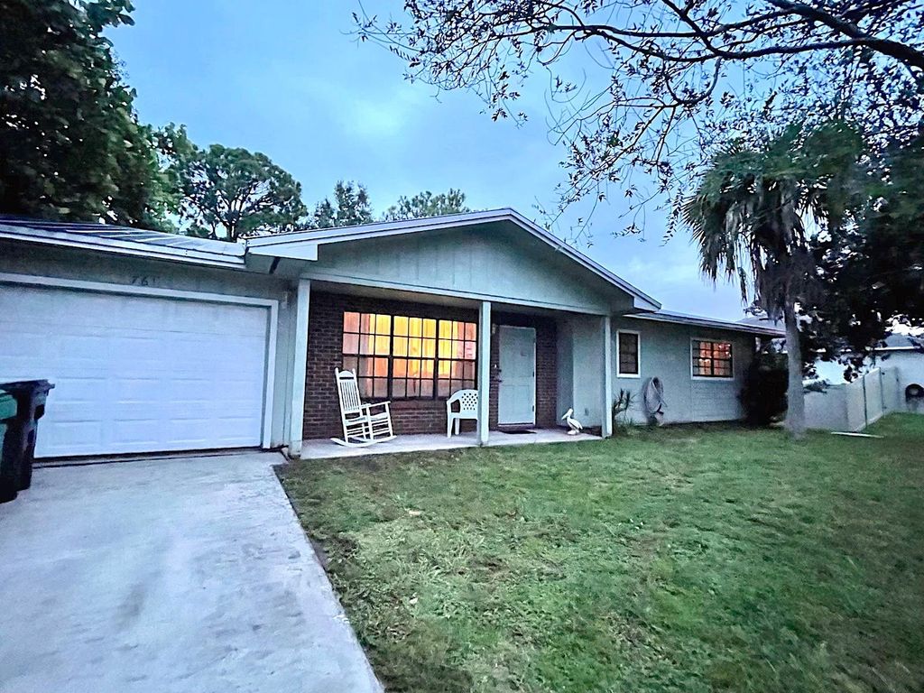 Photo of 761 NW Bayshore Blvd, Port St Lucie, FL 34983 (MLS # F10388470)