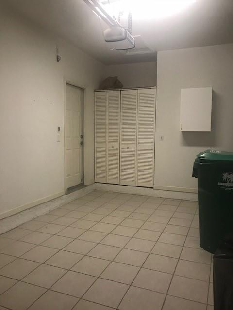 SUNSET LAKES - Grand Key - Residential