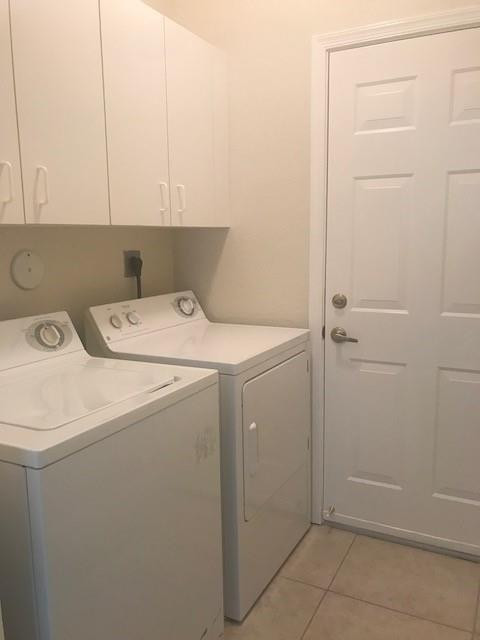 SUNSET LAKES - Grand Key - Residential