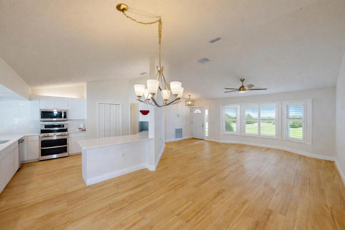 PILOTS COVE - Residential Lease