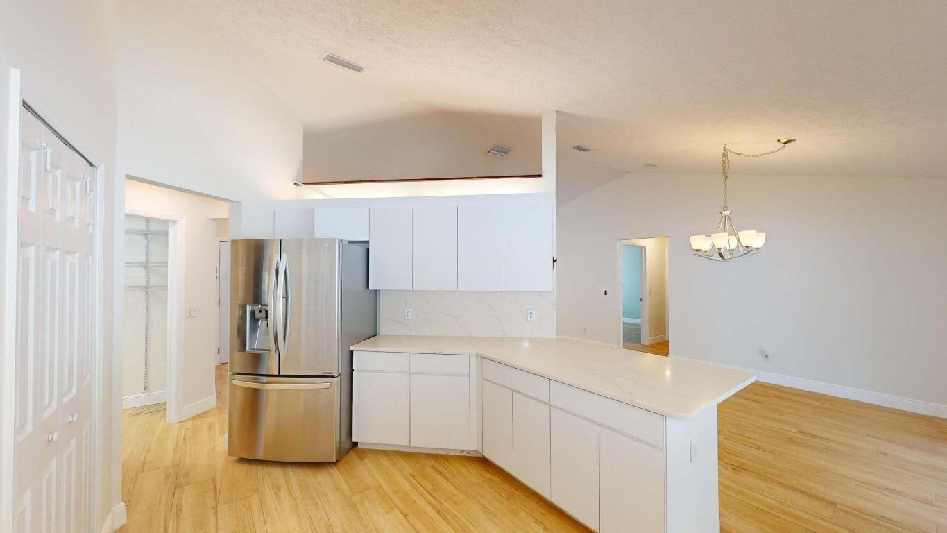 PILOTS COVE - Residential Lease