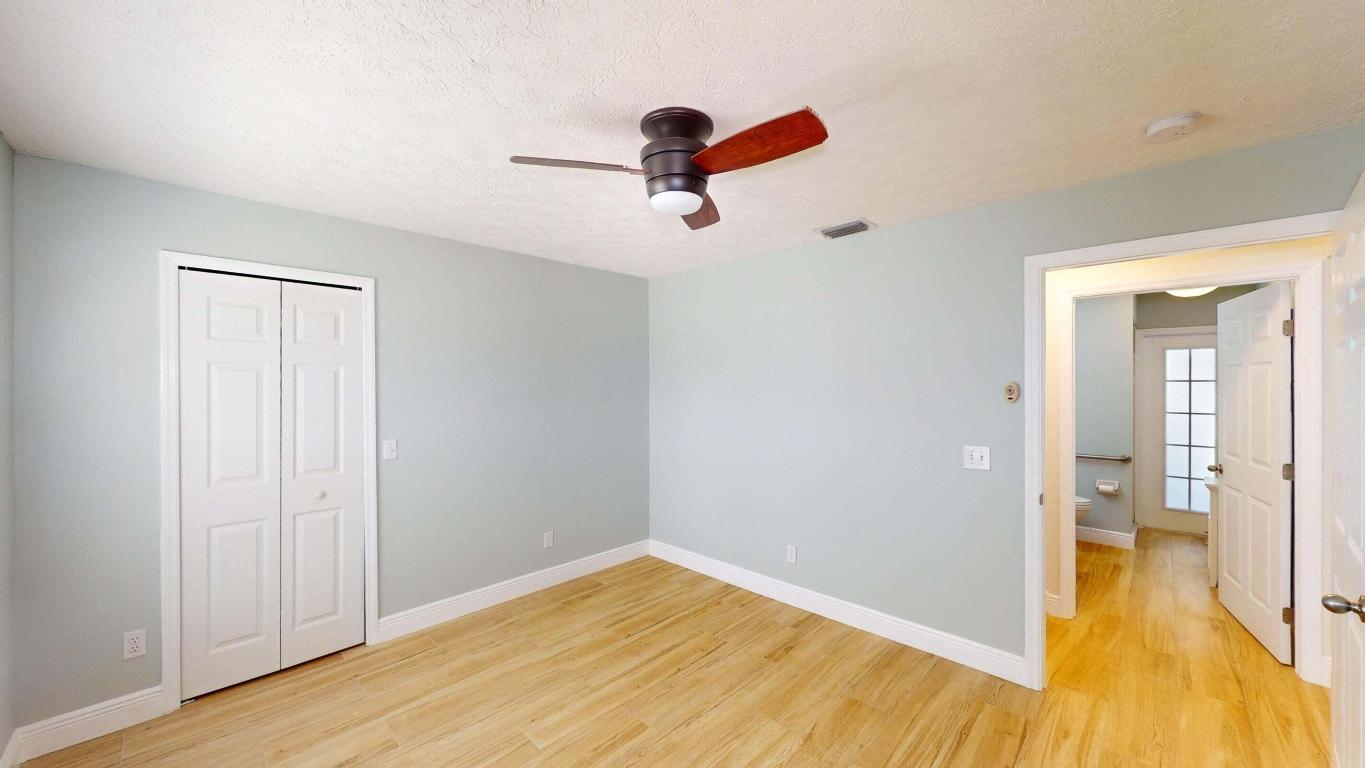 PILOTS COVE - Residential Lease