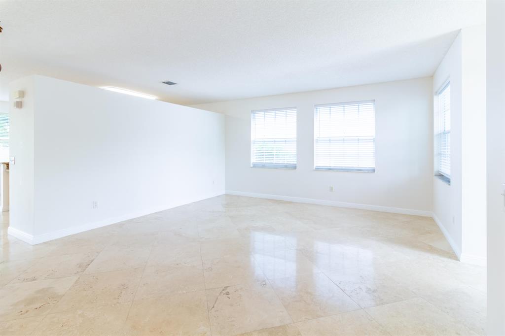 OLYMPIA 1 - Residential