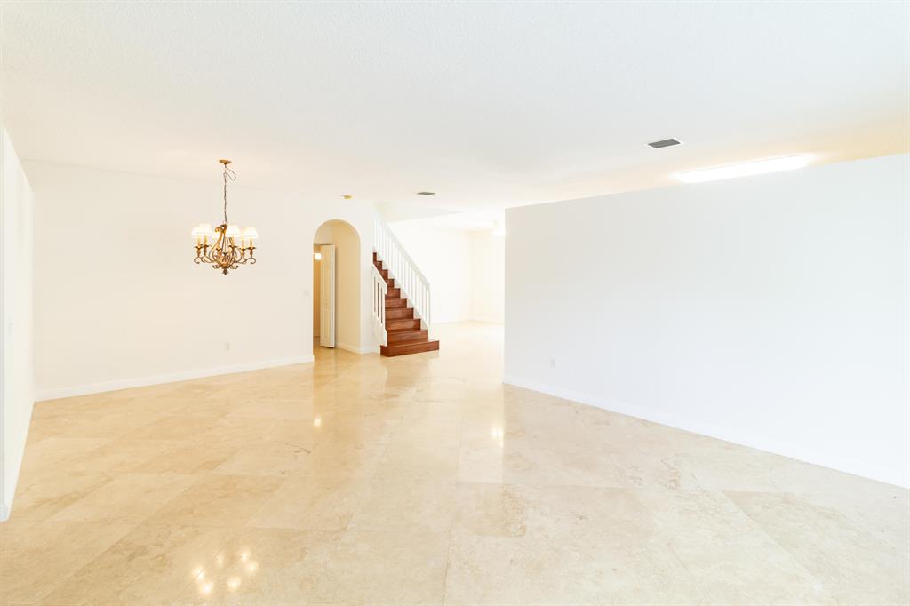 OLYMPIA 1 - Residential