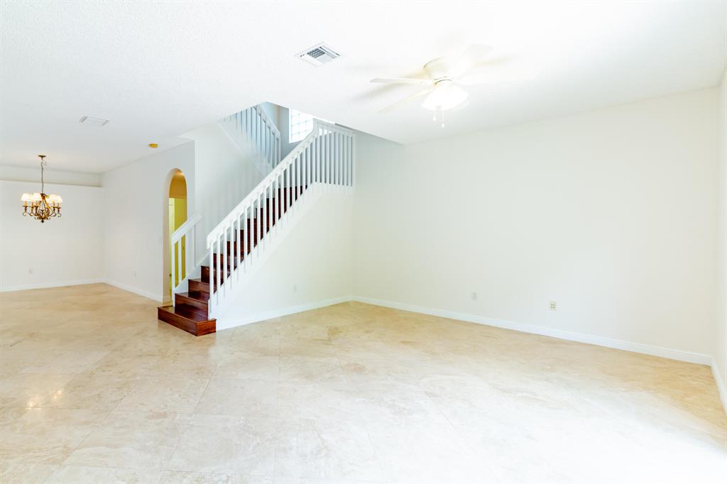 OLYMPIA 1 - Residential