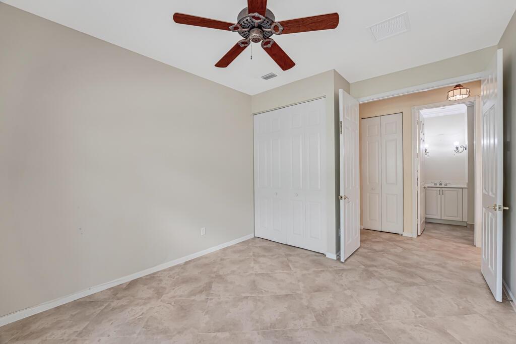 VALENCIA SHORES 4 - Residential