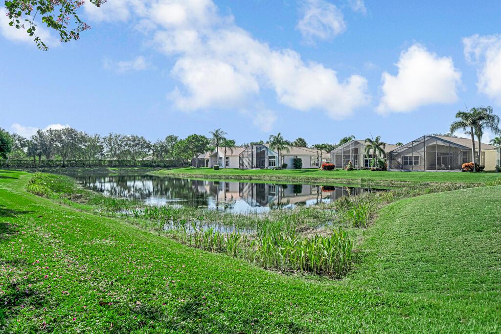 VALENCIA SHORES 4 - Residential