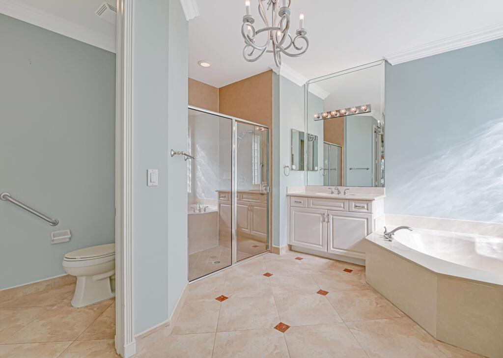 VALENCIA SHORES 4 - Residential