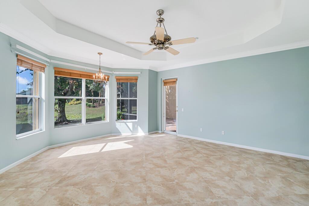 VALENCIA SHORES 4 - Residential