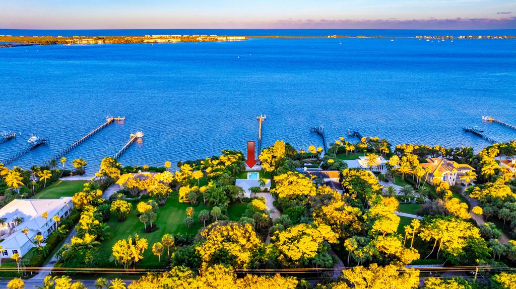 Photo of 62 S Sewalls Point Road, Sewalls Point, FL 34996 (MLS # R11040230)