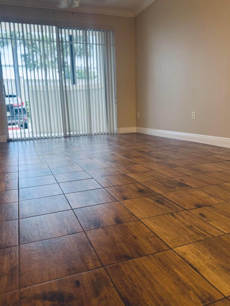 VILLAGE AT ABACOA CONDO - Residential Lease