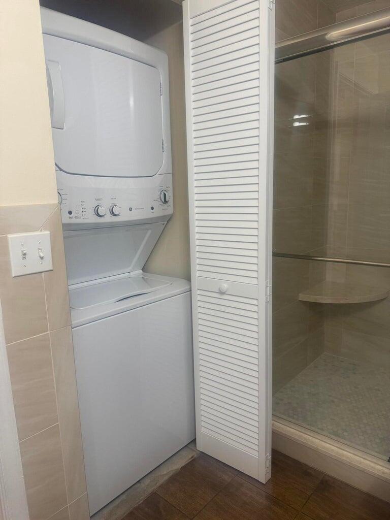 VILLAGE AT ABACOA CONDO - Residential Lease