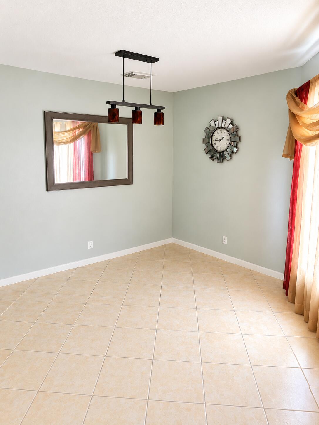 6091 Sugar Loaf Lane