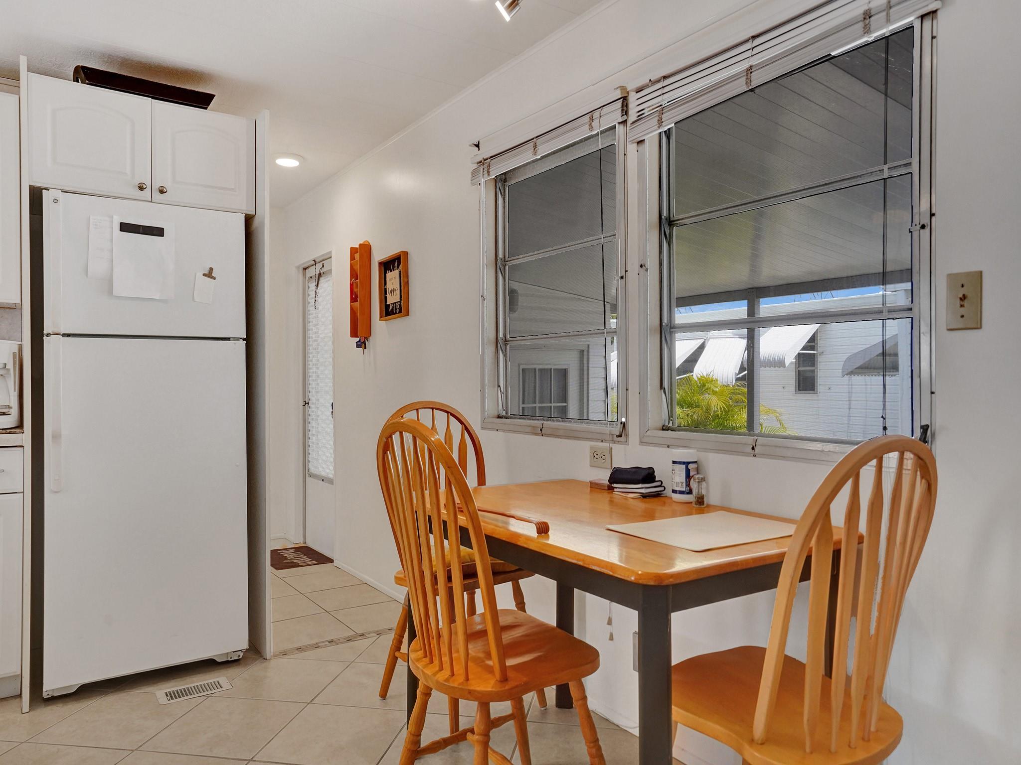 Ravenswood Estates & Mari - Residential