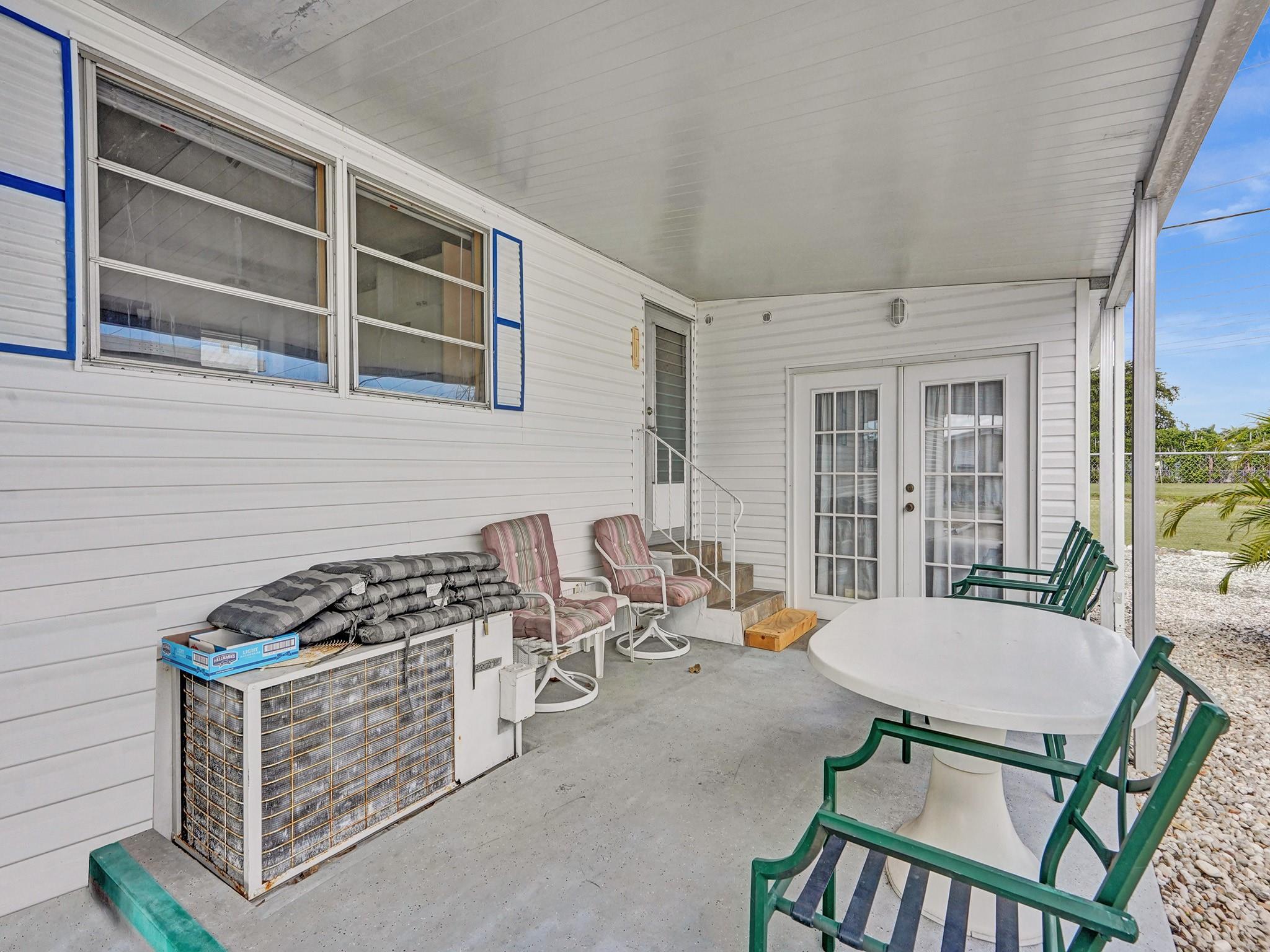 Ravenswood Estates & Mari - Residential