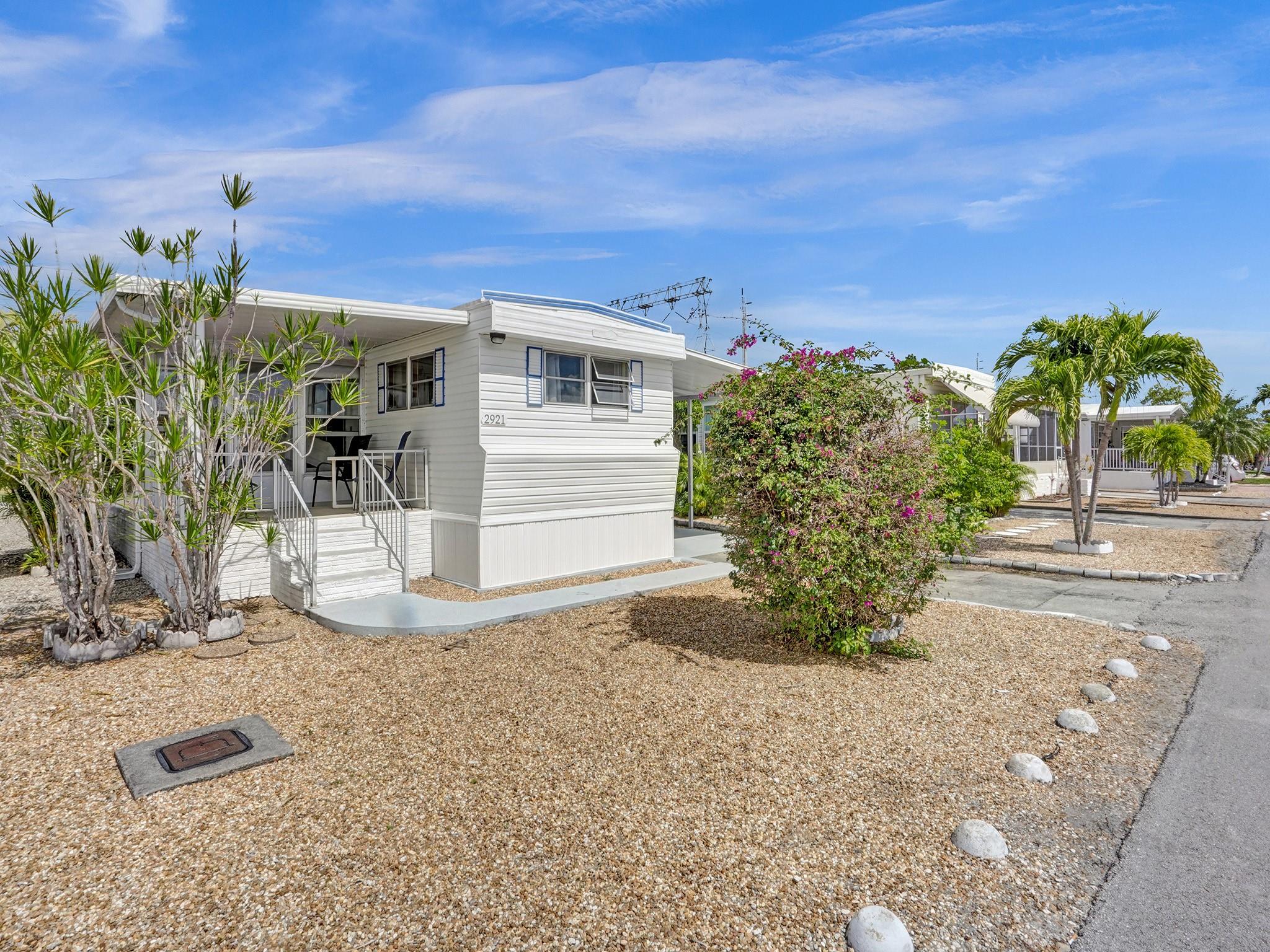 Ravenswood Estates & Mari - Residential